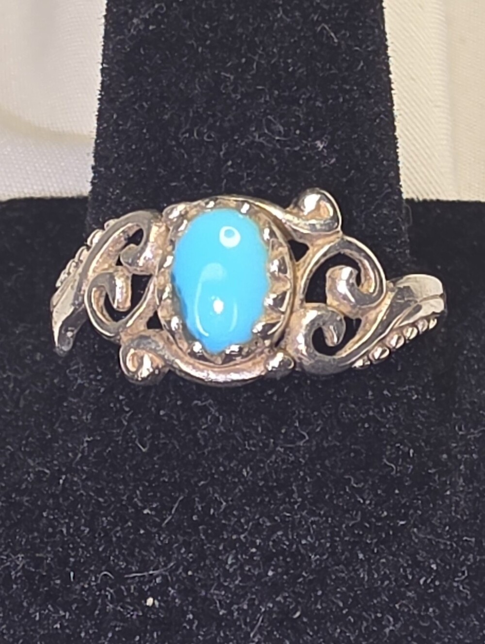 Southwestern-style sterling silver turquoise Ring, Sz 8.5